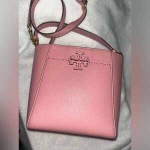 Tory Burch McGraw Small Bucket Bag